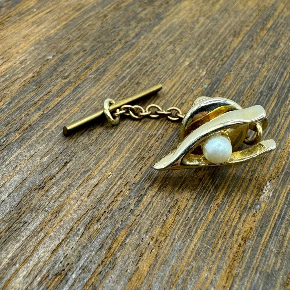 Vintage MCM wishbone with pearl tie tack pin gold tone